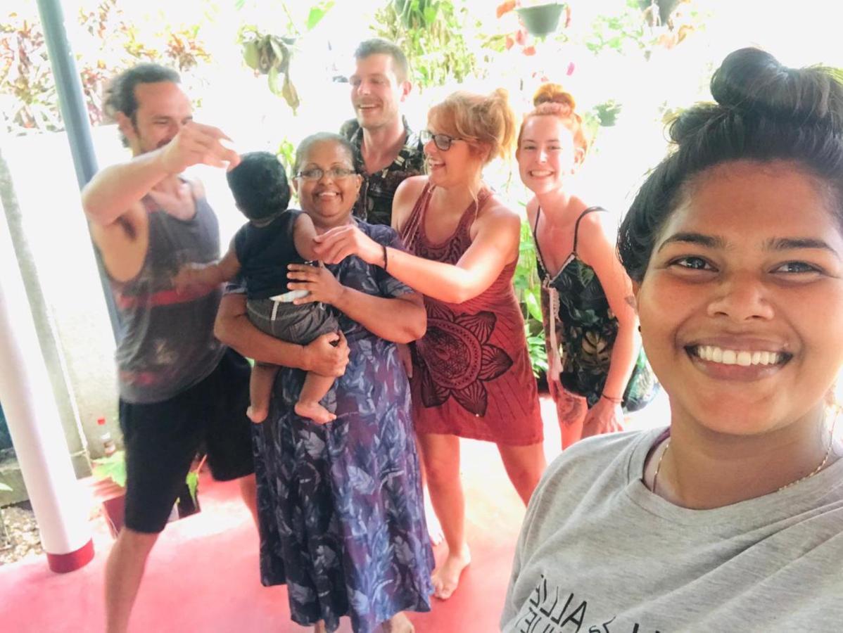 Lagos Mirissa Buitenkant foto